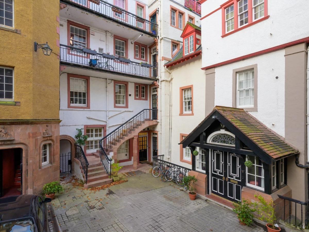 Pass The Keys Historic Ramsay Garden Apt With Balcony Views EDI Exterior foto